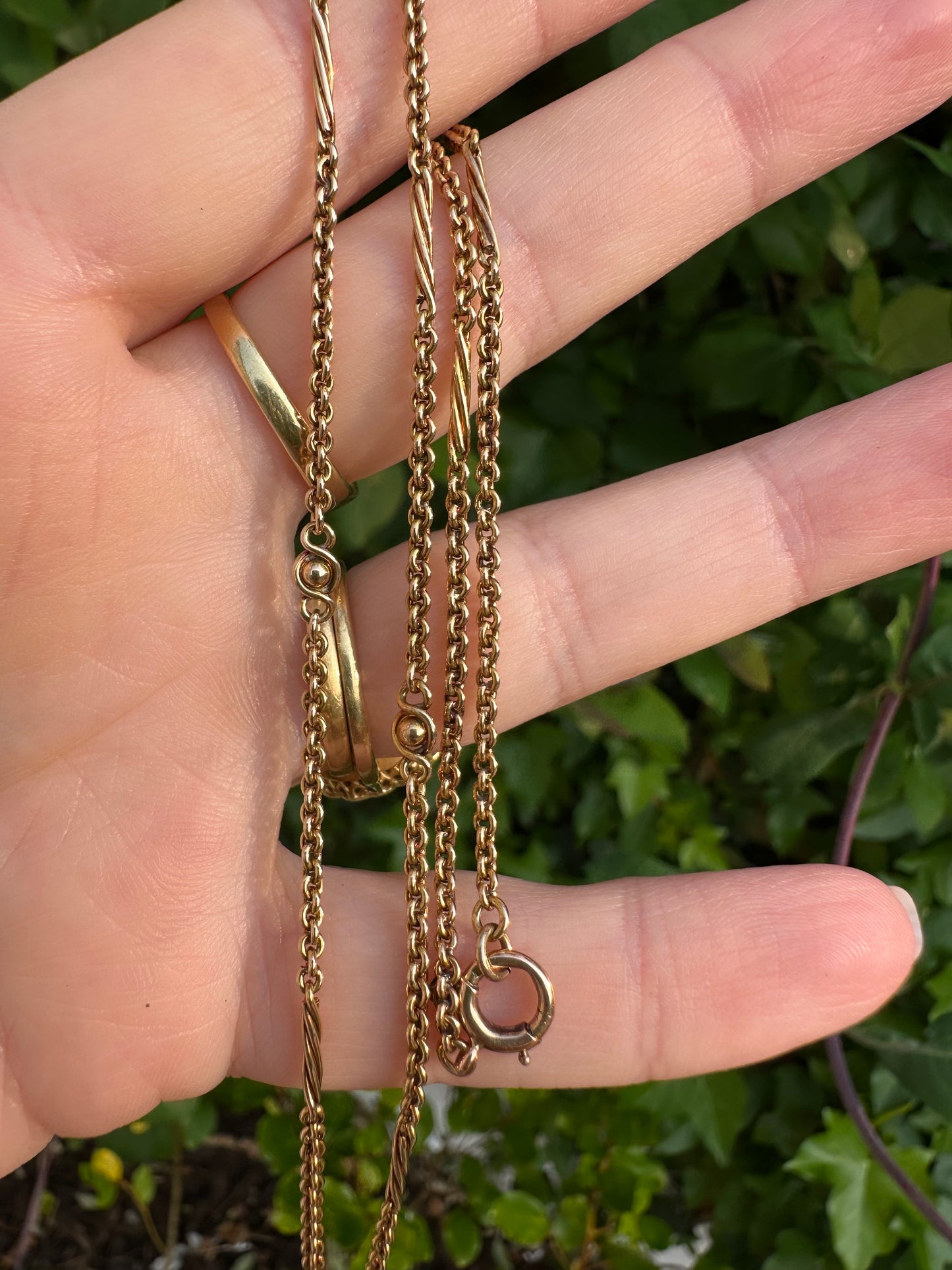 Antique 15ct Rose Gold Cable chain with Infinity Ball links and twisted bar links, plus a bolt clasp. 7.71g