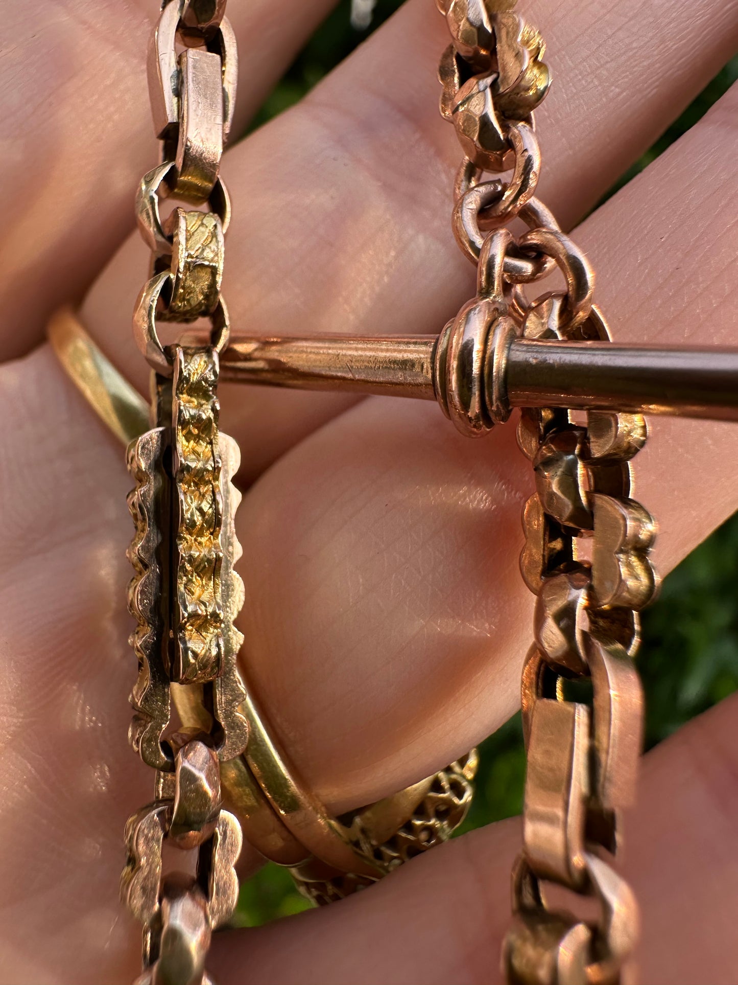 Antique 9ct Rose Gold fancy link bracelet with dog clip & t- bar