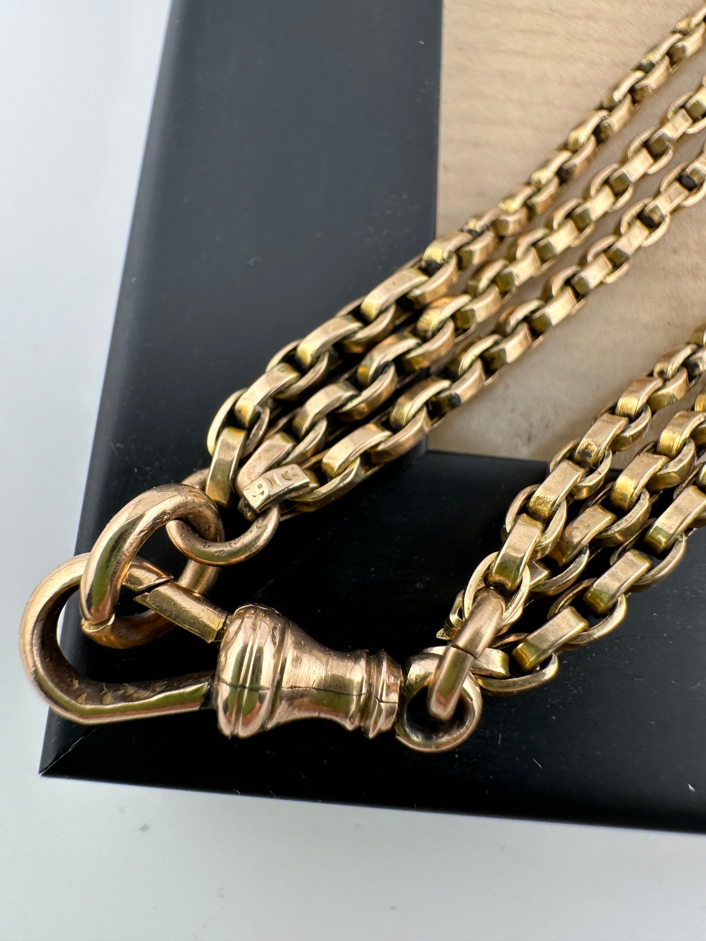 Antique 9ct Gold Triple Flat edged belcher chain with dog clip