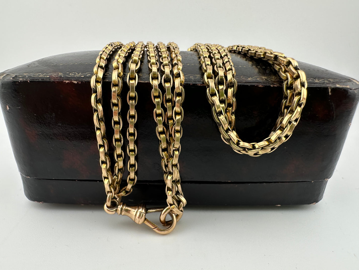 Antique 9ct Gold Triple Flat edged belcher chain with dog clip