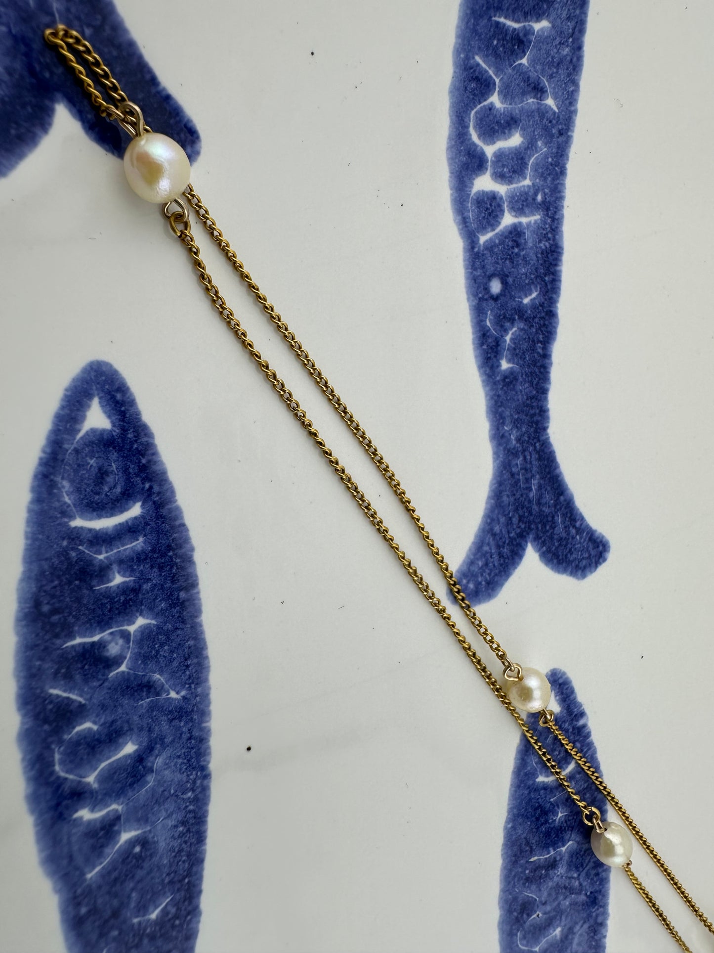 9ct Gold Micro Curb Pearl station chain