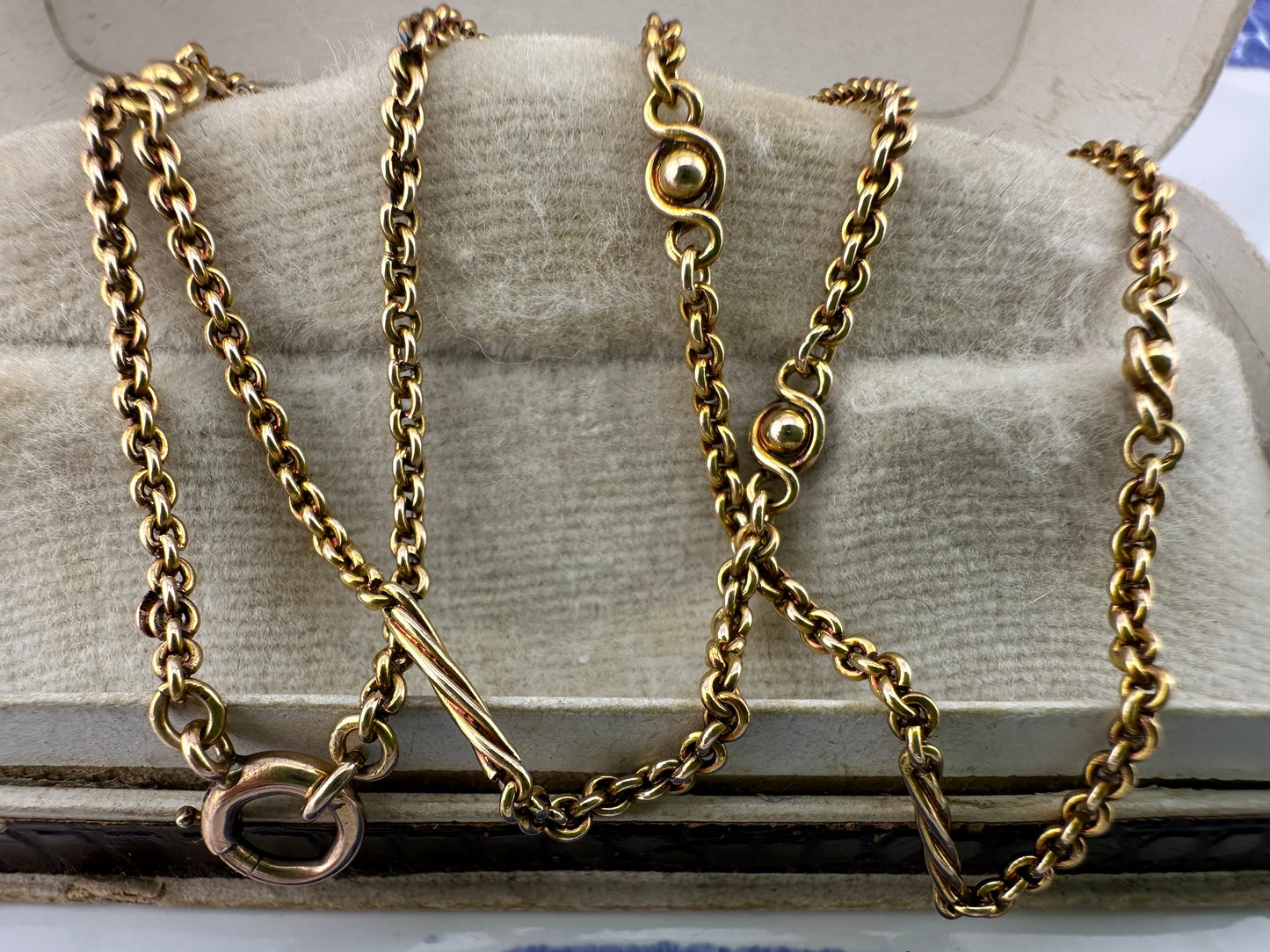 Antique 15ct Rose Gold Cable chain with Infinity Ball links and twisted bar links, plus a bolt clasp. 7.71g