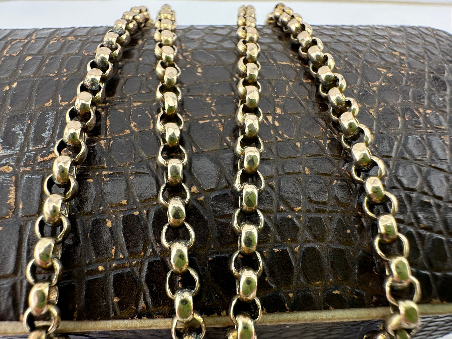Antique 9ct Gold slightly faceted Belcher chain