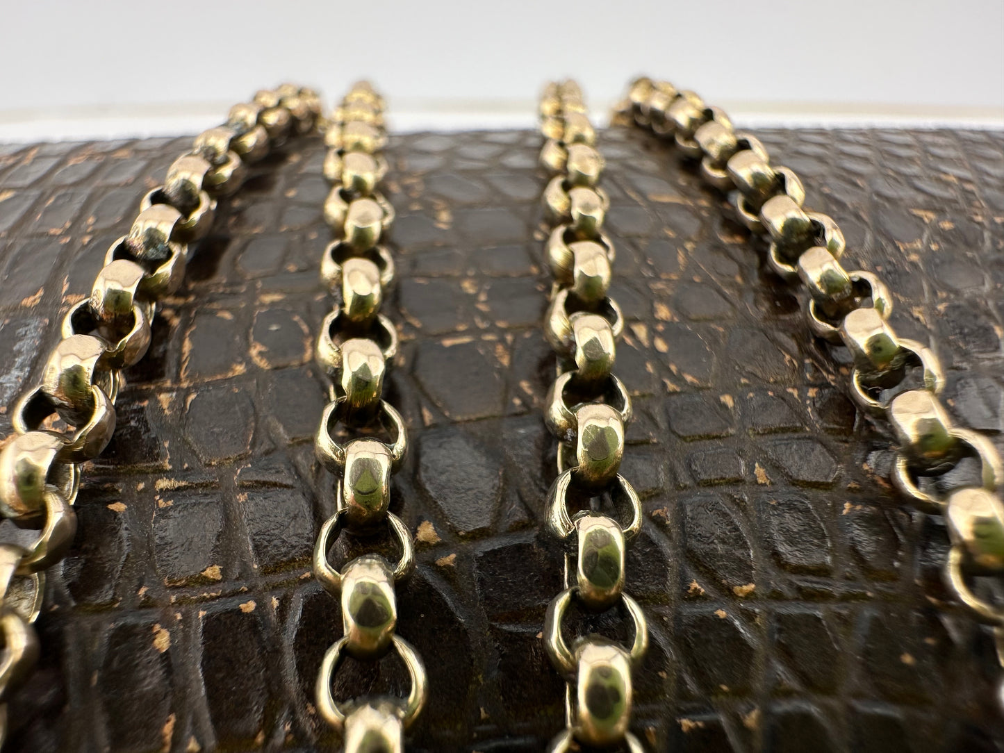 Antique 9ct Gold slightly faceted Belcher chain