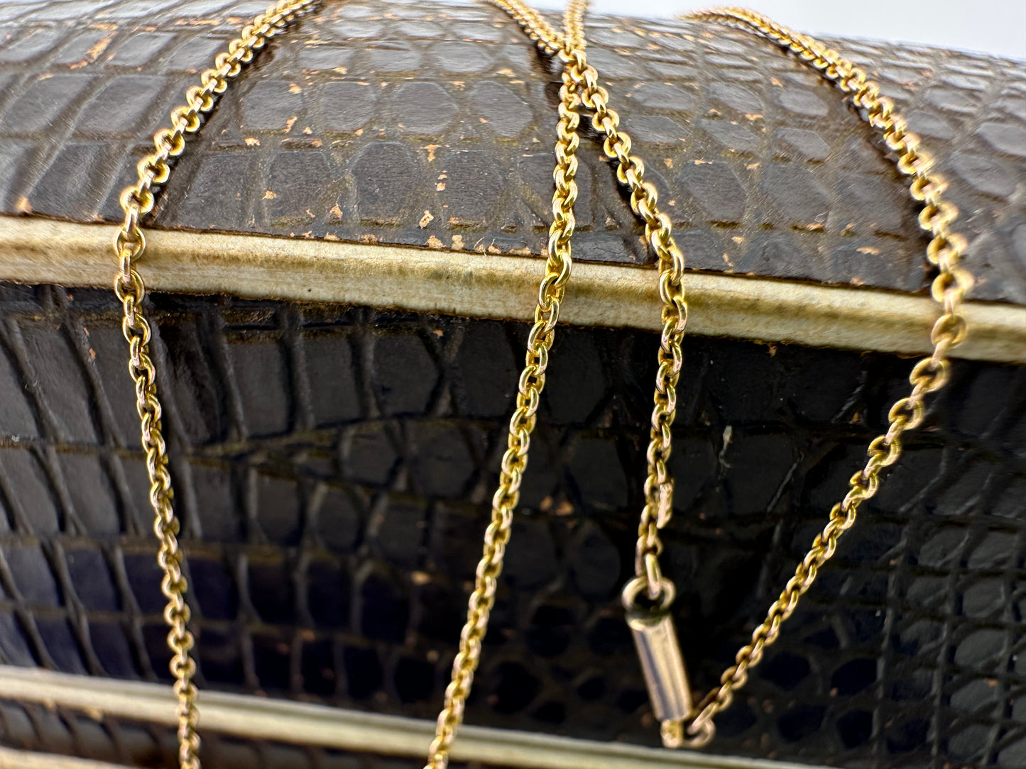 Antique 9ct Rose Gold fine cable chain with barrel clasp