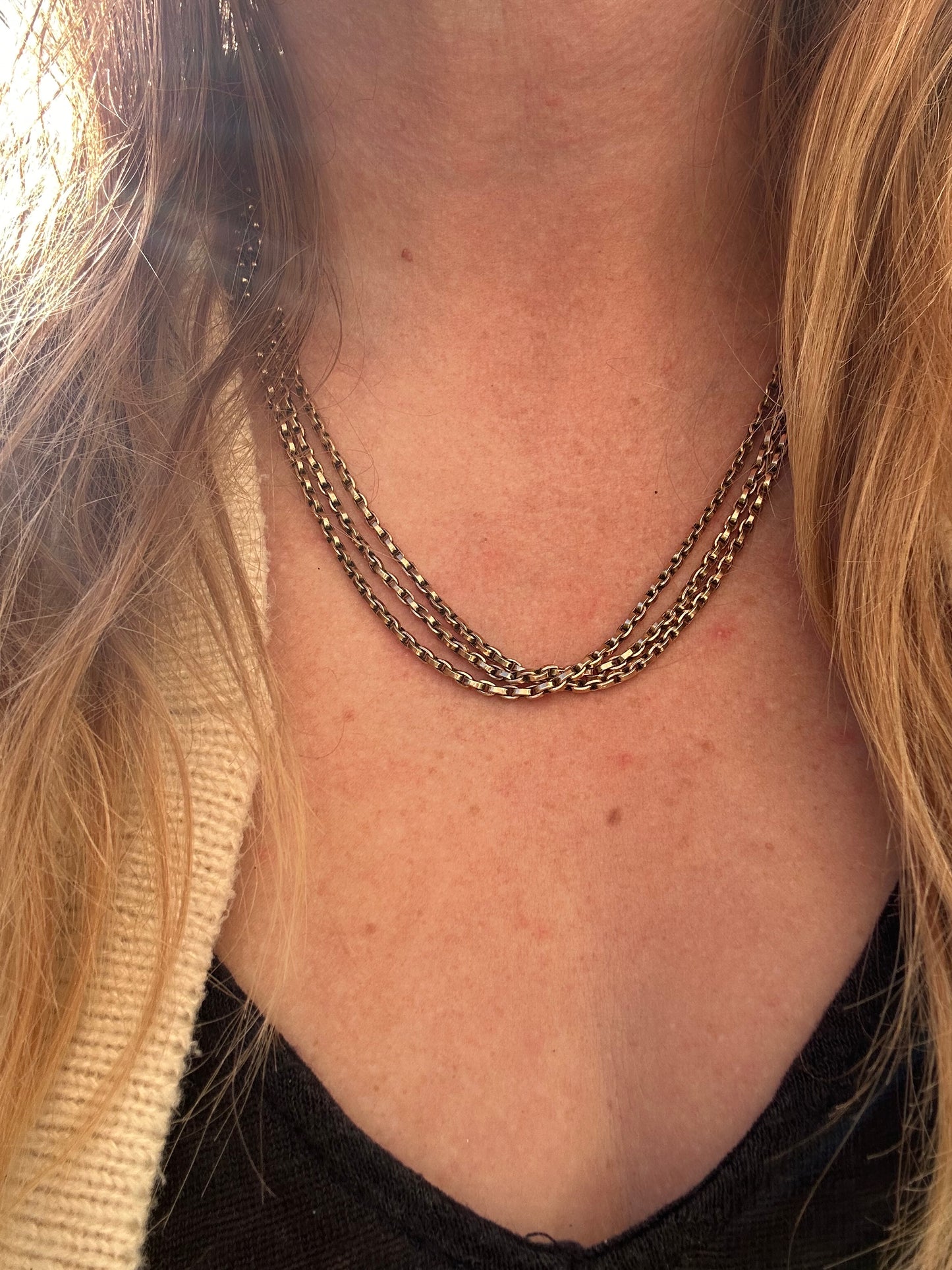 Antique 9ct Gold Triple Flat edged belcher chain with dog clip