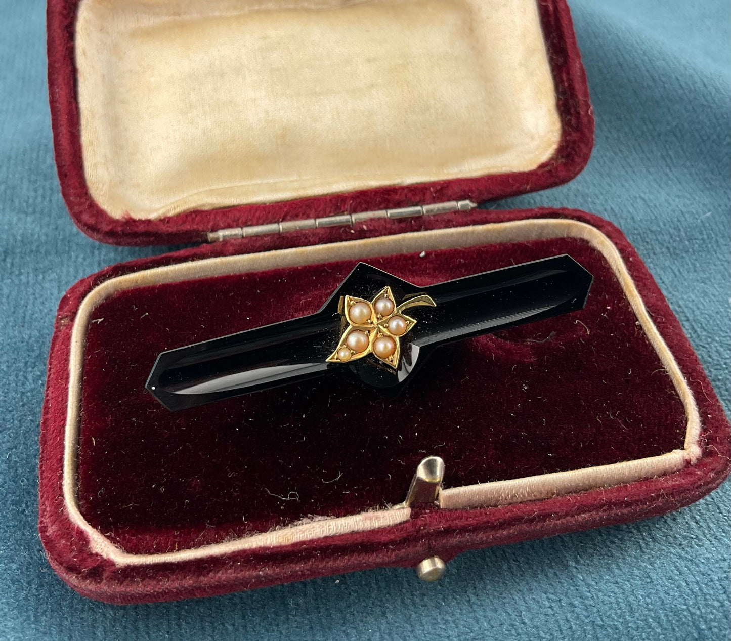 Victorian Onyx with 18ct Gold and seed pearl brooch