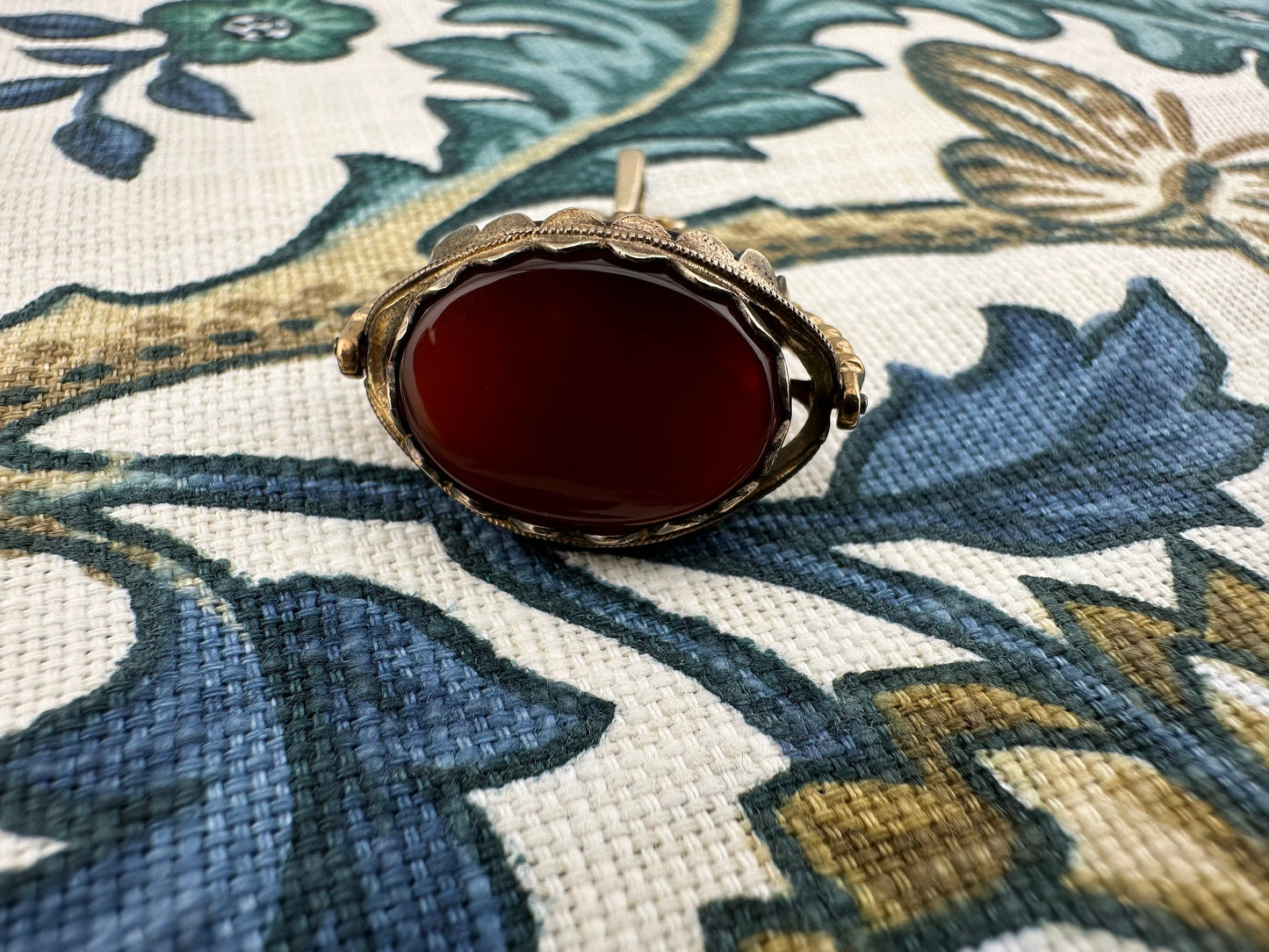 9ct Gold Bloodstone, Onyx & Carnelian Spinner fob