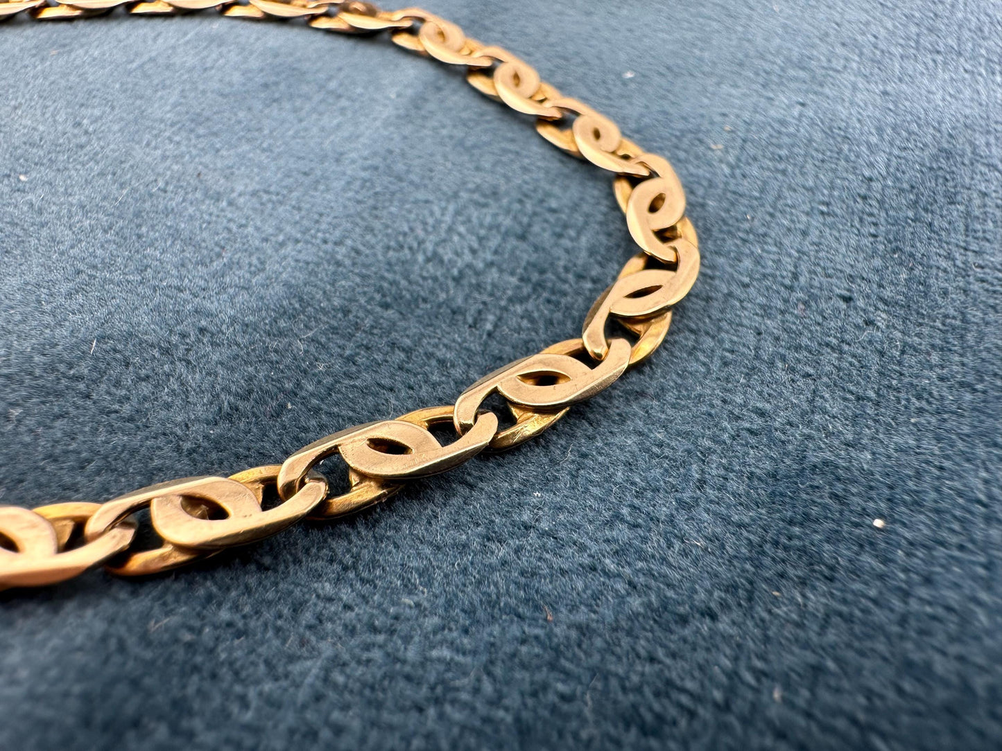 9ct Gold Interlocking Mariner Bracelet, Italian made, 7.5inches