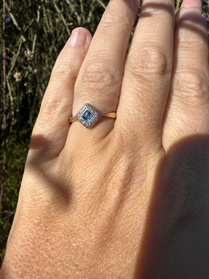18ct Gold and platinum Sapphire and Diamond ring