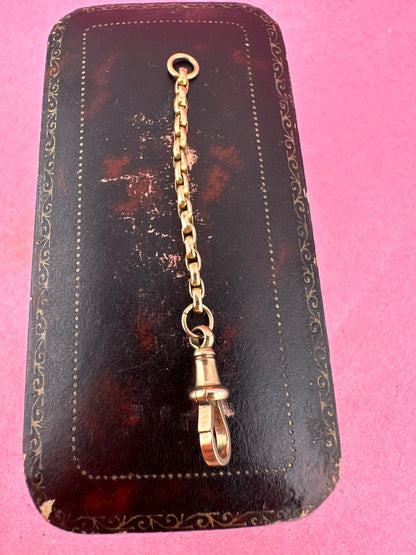 Antique 9ct peachy faceted Oval belcher extender with flat edged dog clip