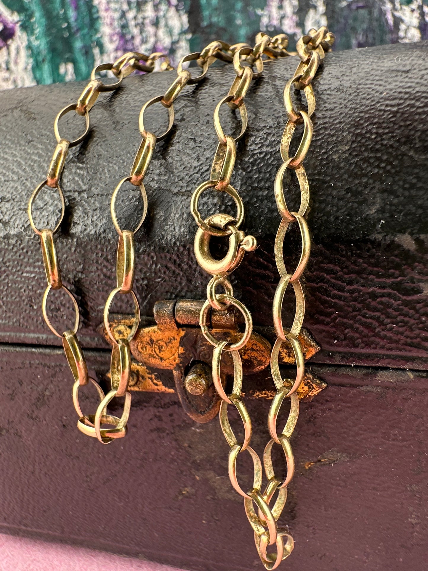 Vintage 9ct Yellow gold oval belcher chain