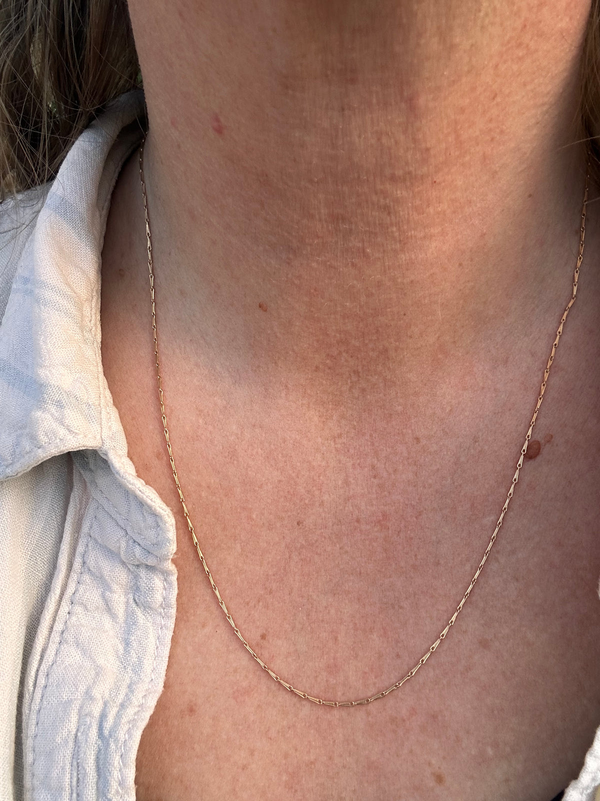 Vintage 9ct dainty Hayseed Chain