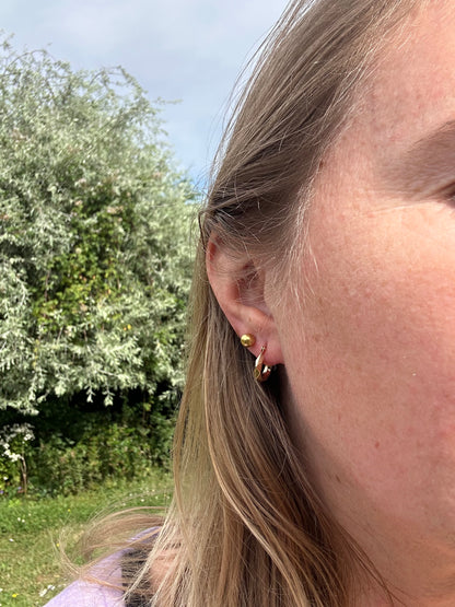 Vintage 9ct UnoAerre faceted hoops