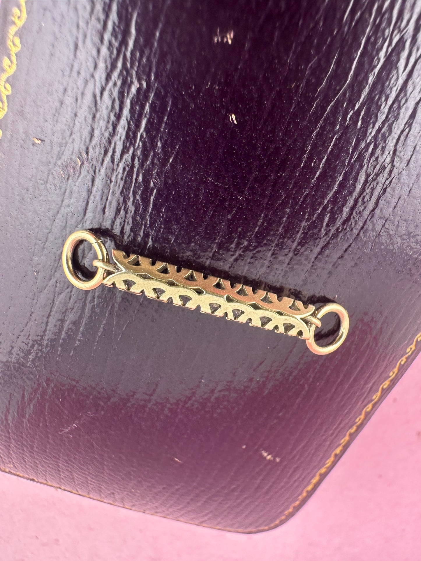 Antique 9ct Gold pierced bar extender. No clasps.