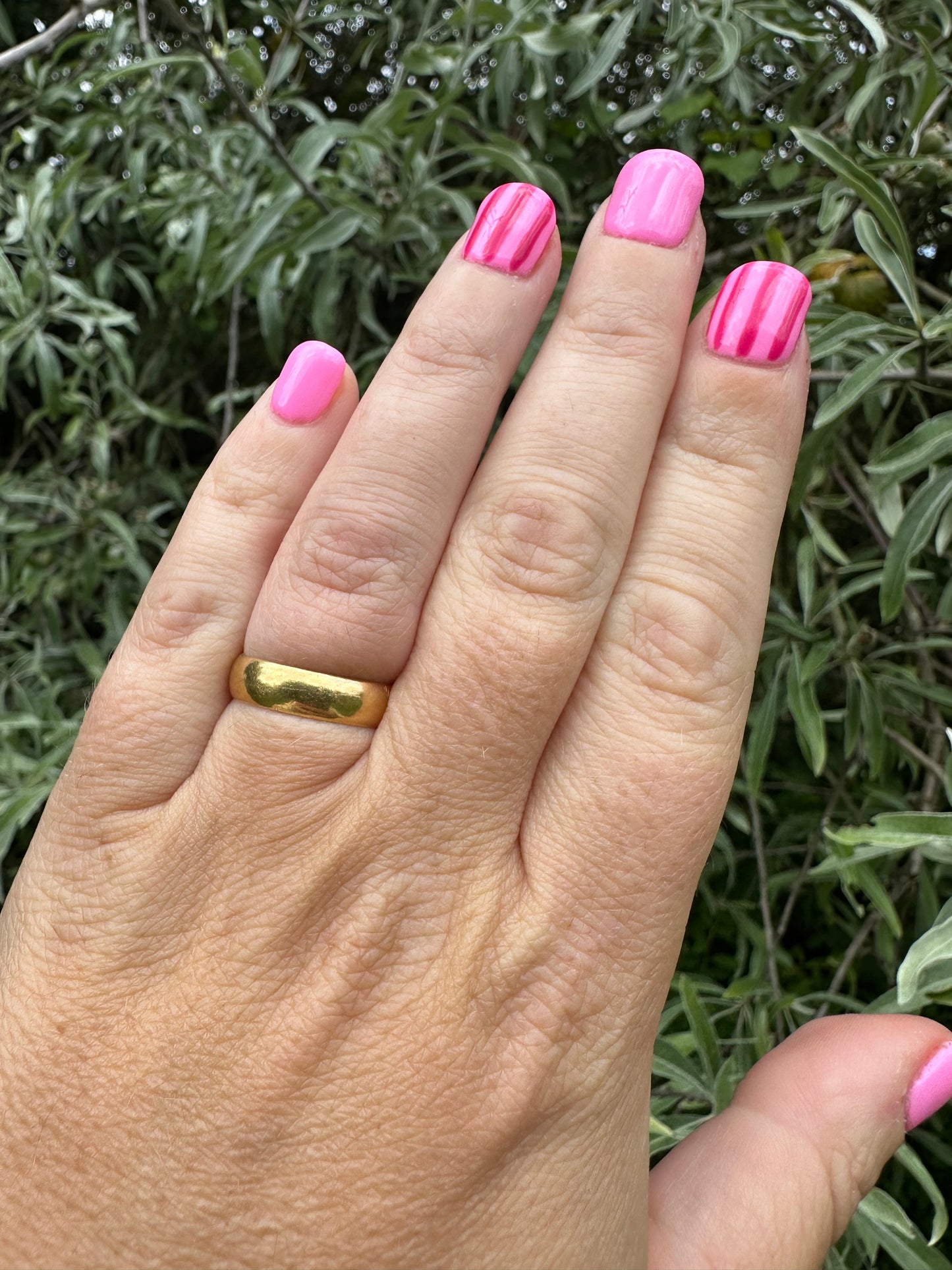 Vintage 22ct Gold band- D shape