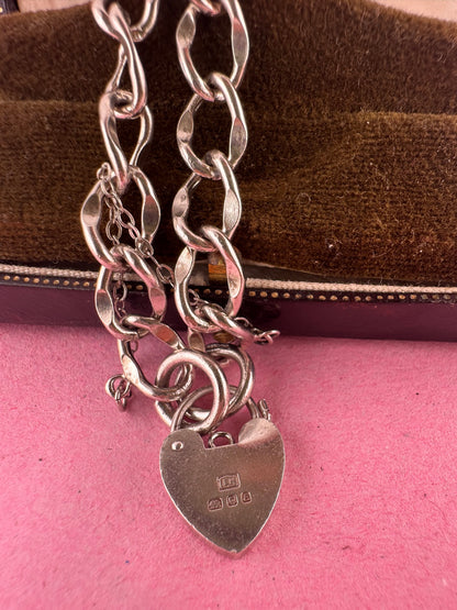 Sterling silver Curb bracelet with heart padlock