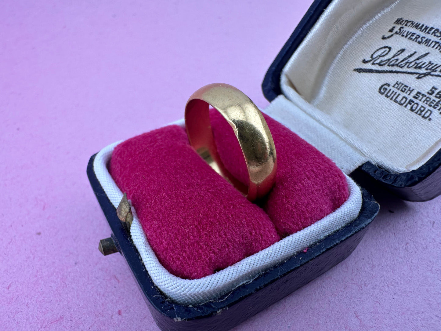 Vintage 22ct Gold band- D shape