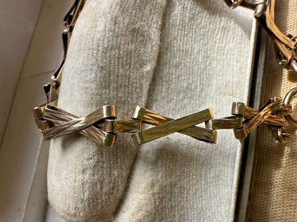 Vintage X ‘Kiss’ Gate Bracelet with patterned heart padlock