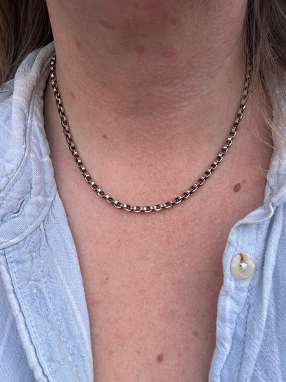 Antique 9ct Gold Flat edged belcher with faceted barrel clasp
