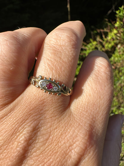 Vintage 9ct Gold Ruby & Diamond Ring