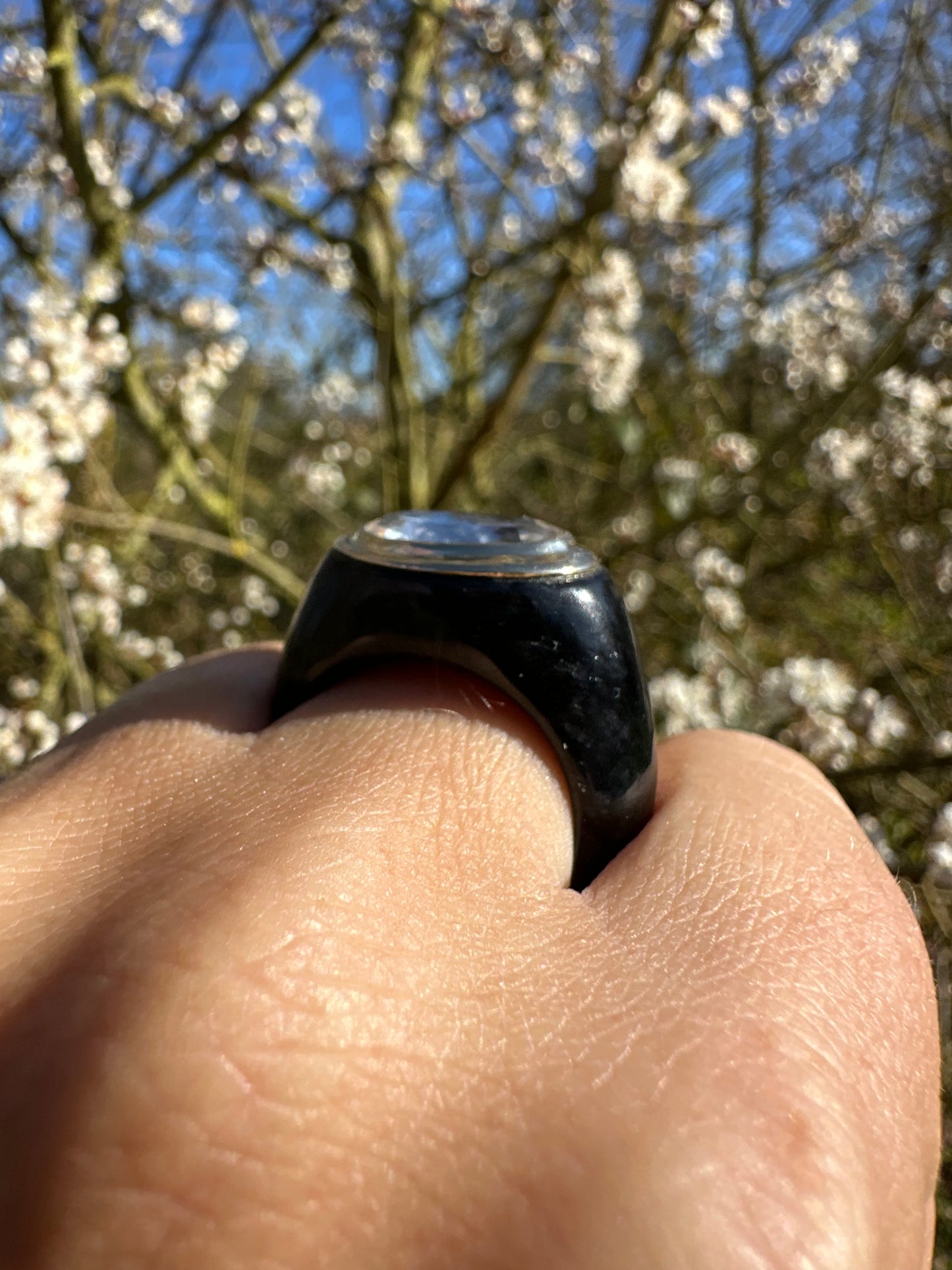 14ct Gold Onyx and Rock Crystal ring