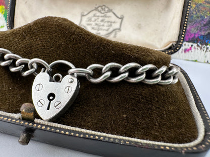Sterling Silver Curb bracelet with heart padlock