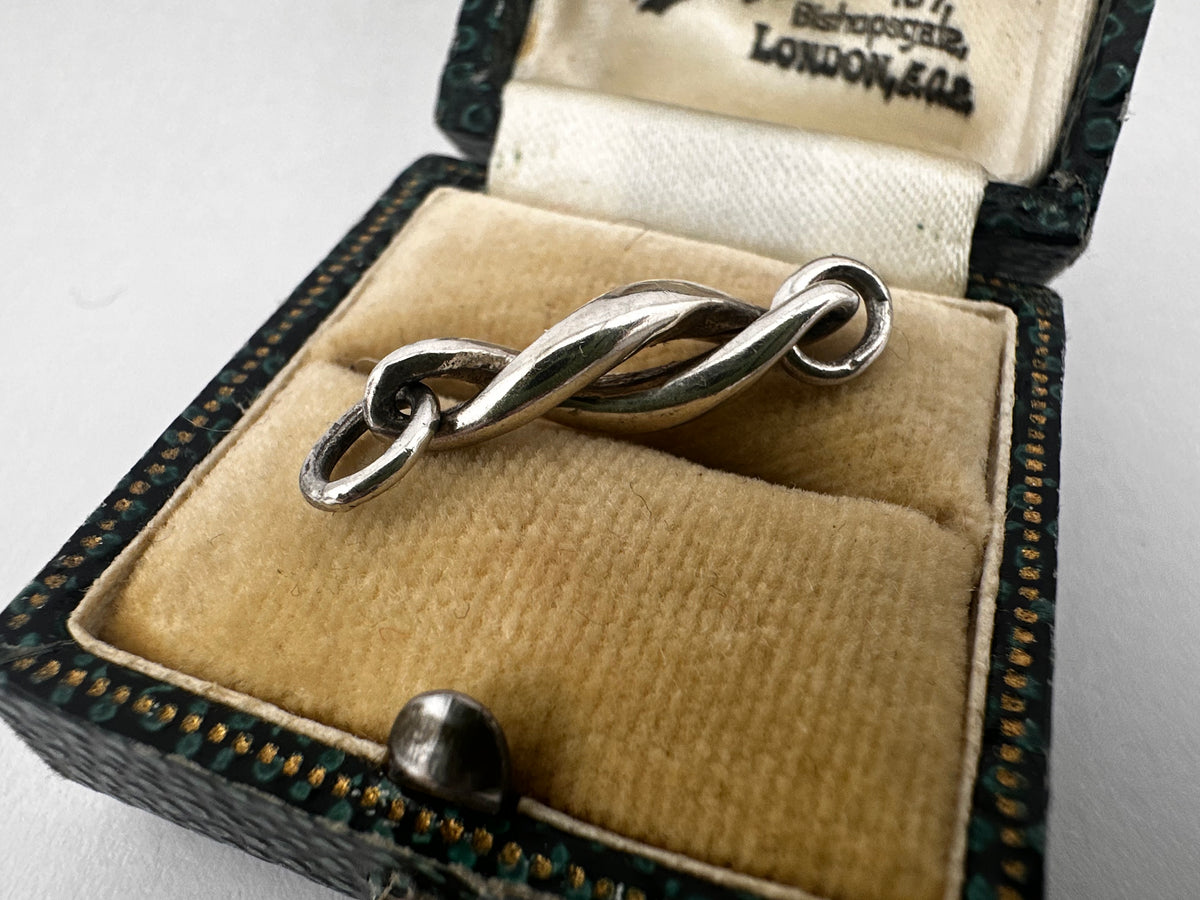 Sterling Silver twist extender- no clasps