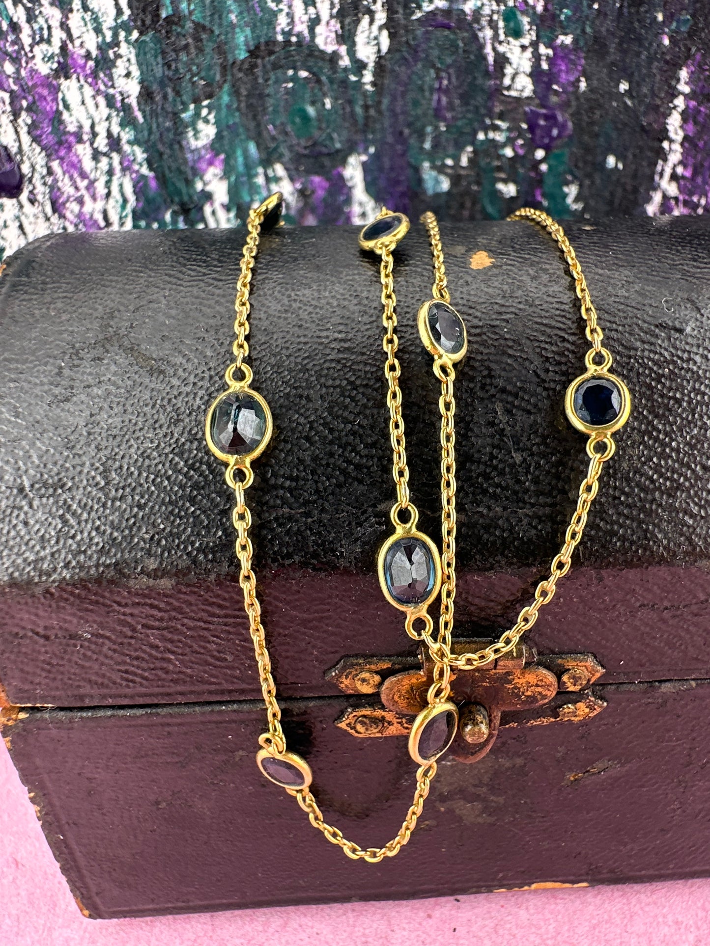 18ct Sapphire Station chain