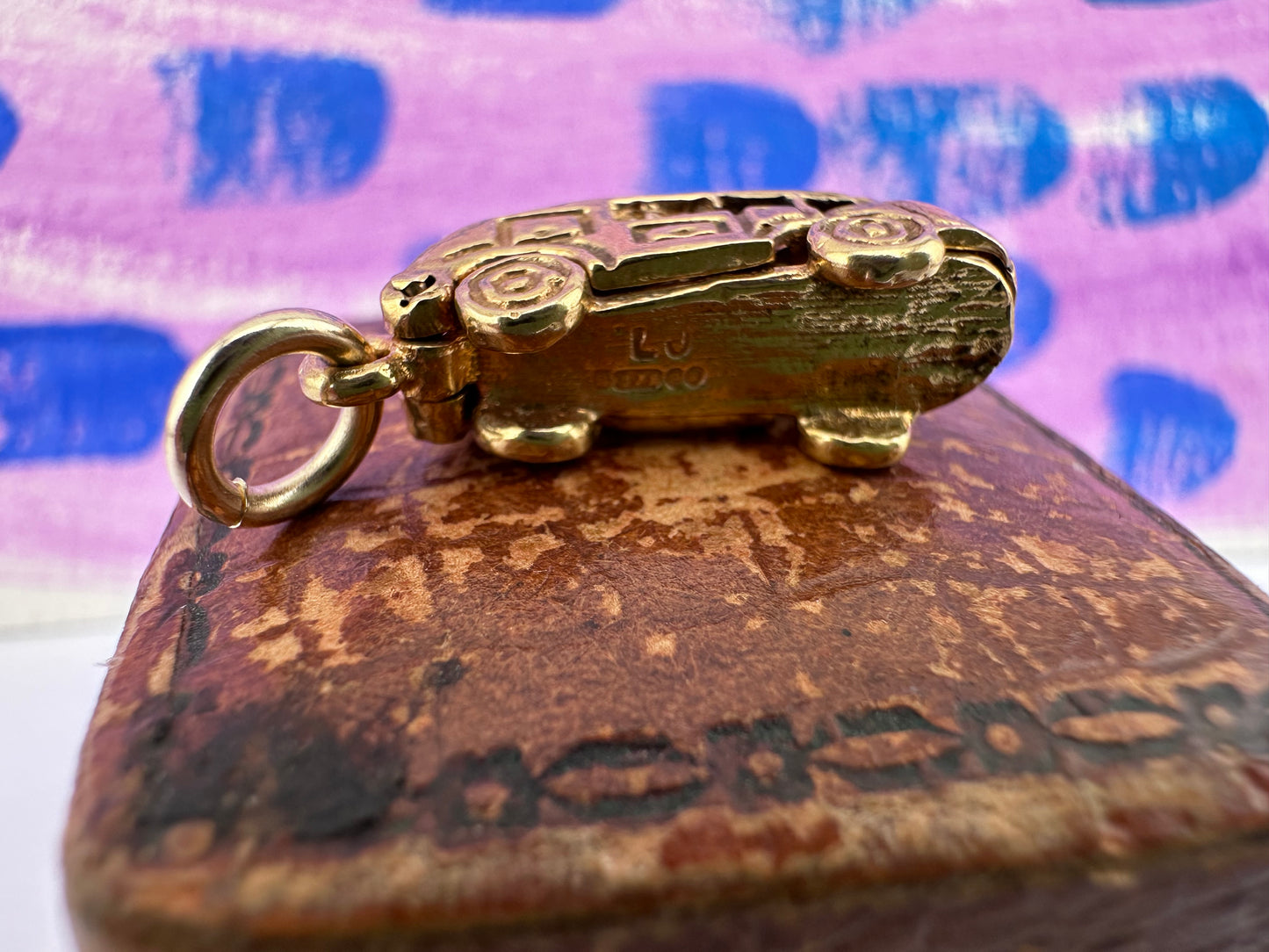 Vintage 9ct Gold Articulated Fire Engine Charm