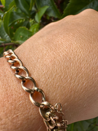 Antique 15ct Gold Curb Bracelet with concealed clasp