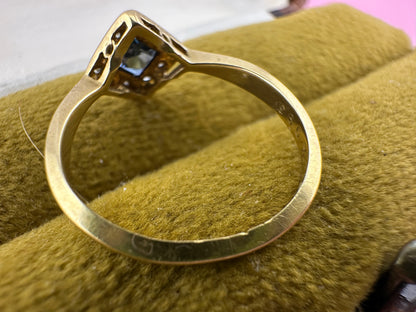 18ct Gold and platinum Sapphire and Diamond ring