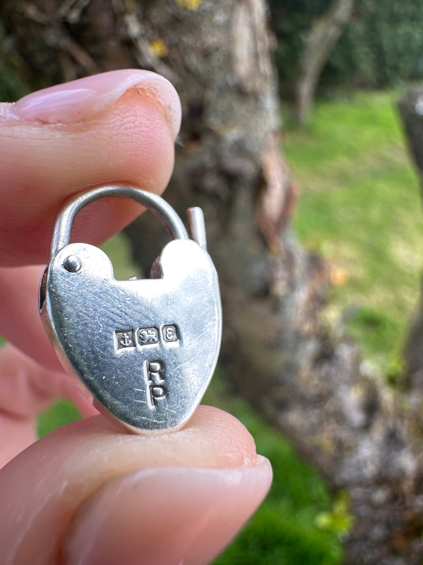 Vintage Sterling silver heart padlock