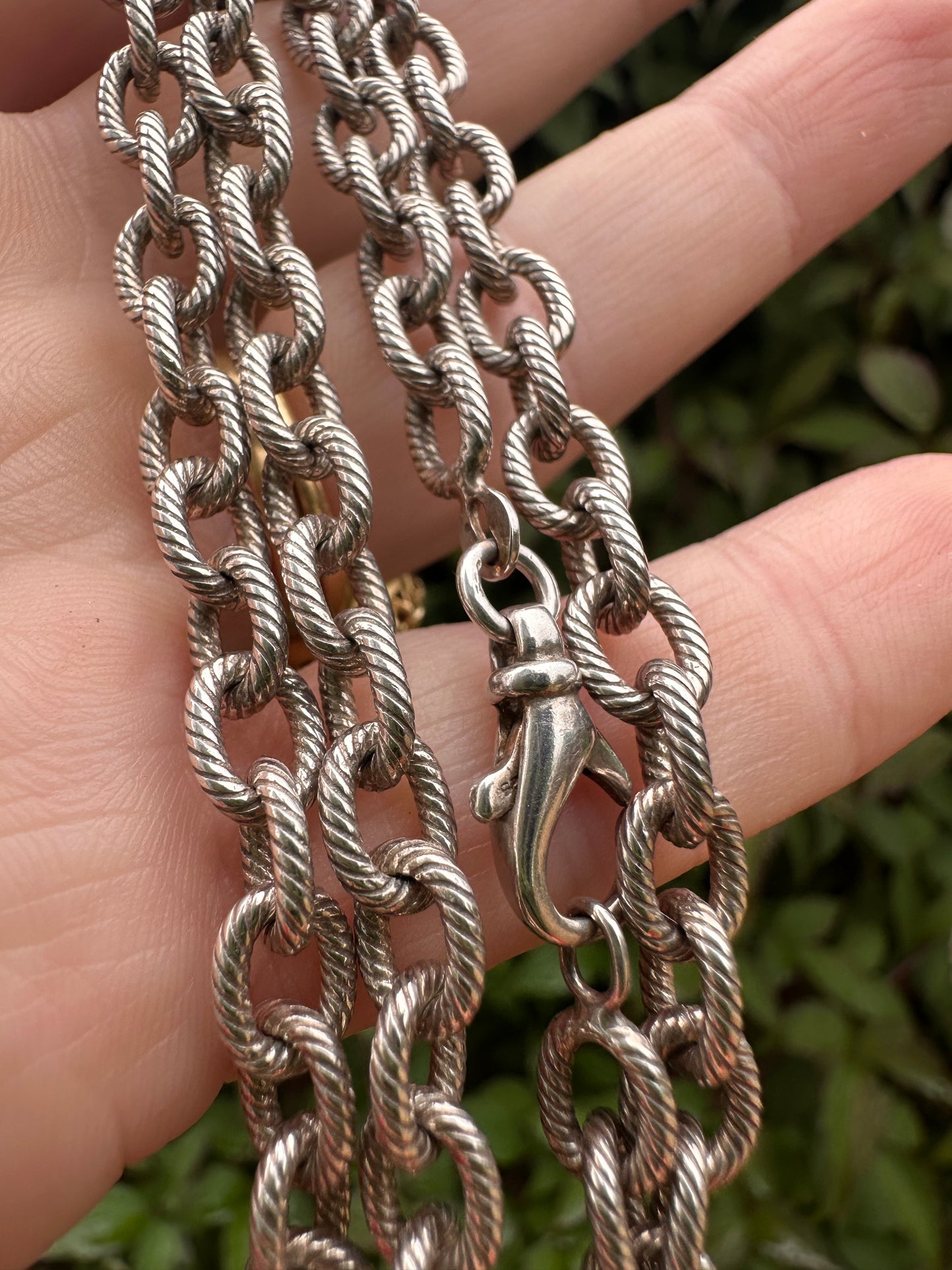 Sterling silver textured cable chain