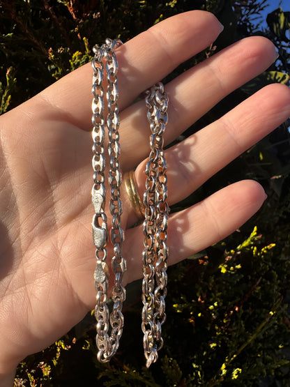 Vintage Sterling Silver Puffy Mariner chain