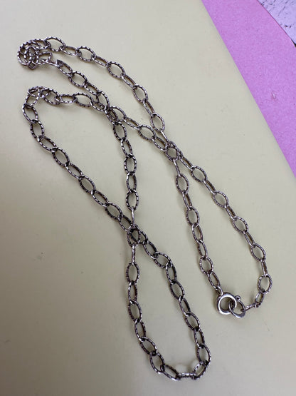 Sterling Silver Textured Oval belcher chain