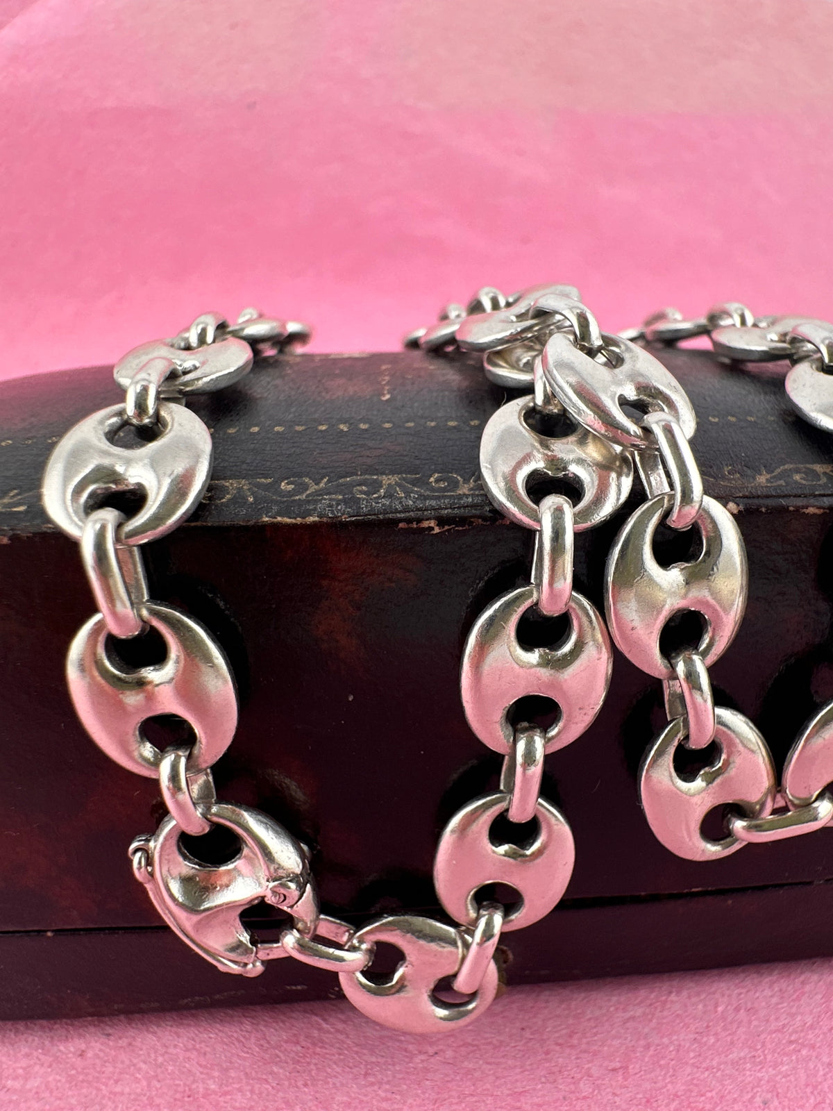 Sterling Silver Mariner chain with concealed clasp.
