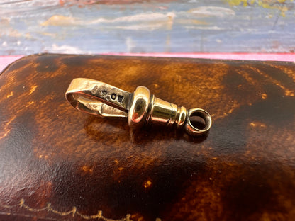 Antique 9ct rose gold Flat Edge Dog clip