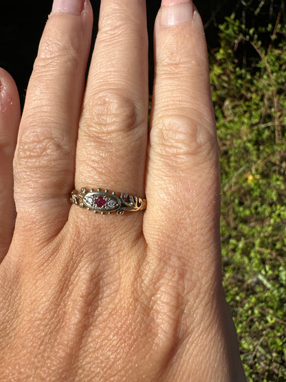 Vintage 9ct Gold Ruby & Diamond Ring