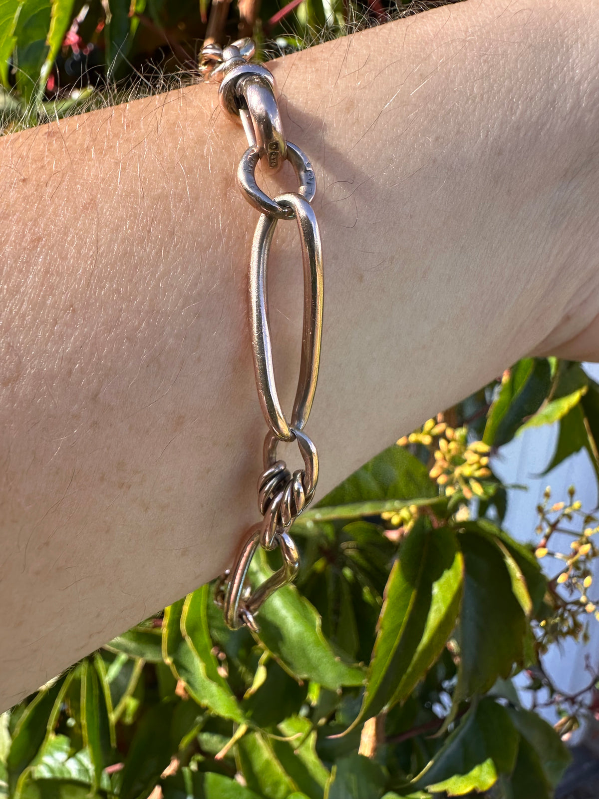 Antique 9ct Rose gold twist trombone & lovers knot bracelet with dog clip.