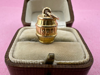 Vintage 9ct Moonshine Barrel charm