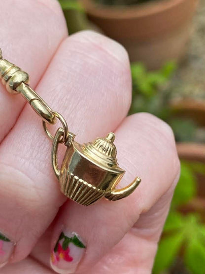 Vintage 9ct Gold Teapot charm
