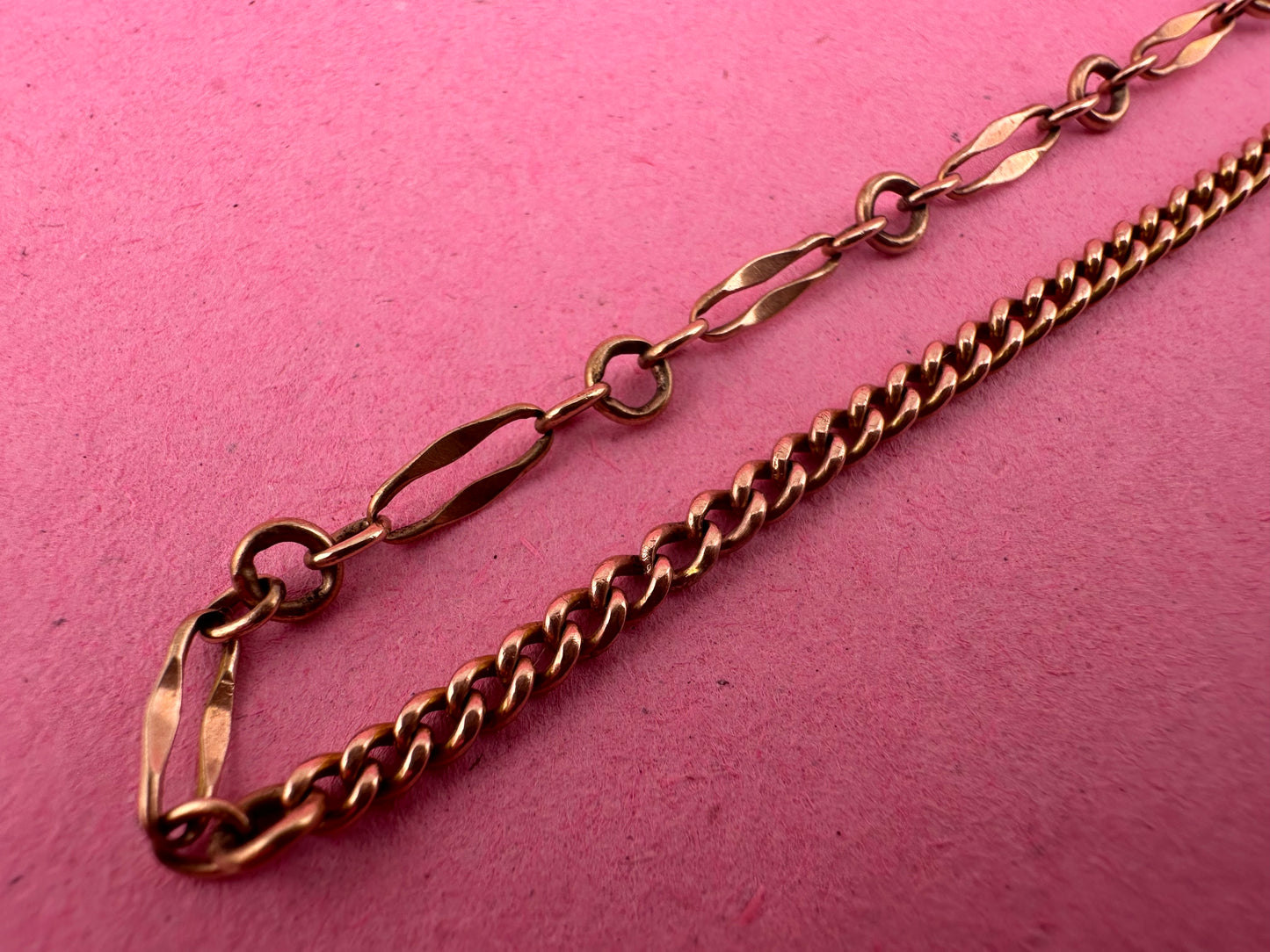 Vintage 9ct Gold Garnet and Bar station bracelet