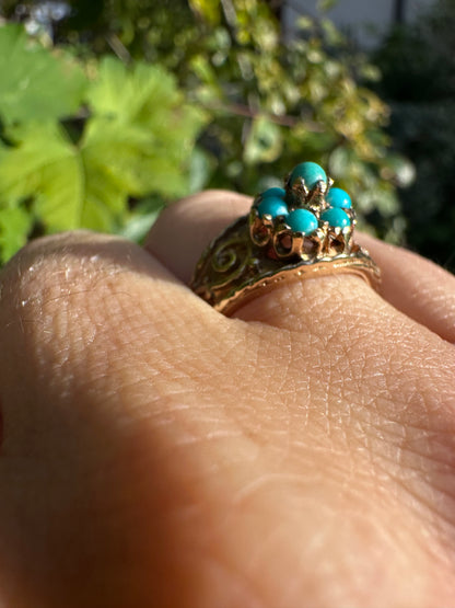 Vintage 9ct Gold Turquoise ring