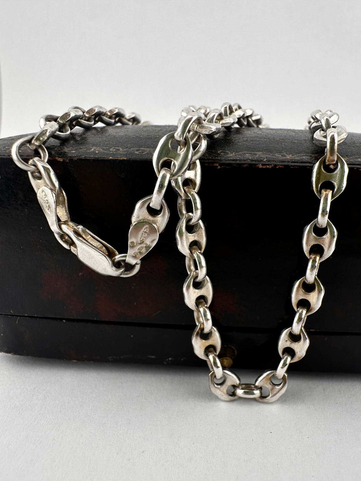 Vintage Sterling Silver Puffy Mariner chain