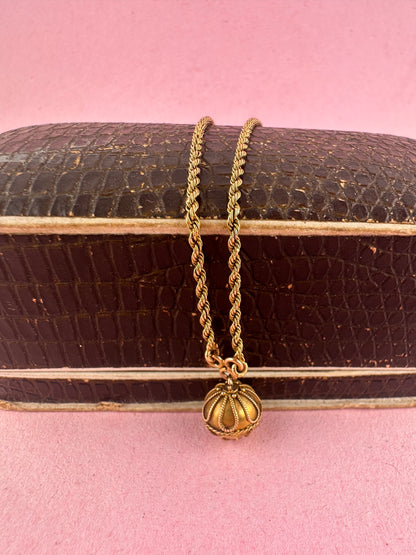 Victorian 15ct Rope bracelet with Etruscan revival orb.