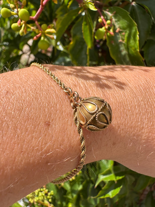 Victorian 15ct Rope bracelet with Etruscan revival orb.
