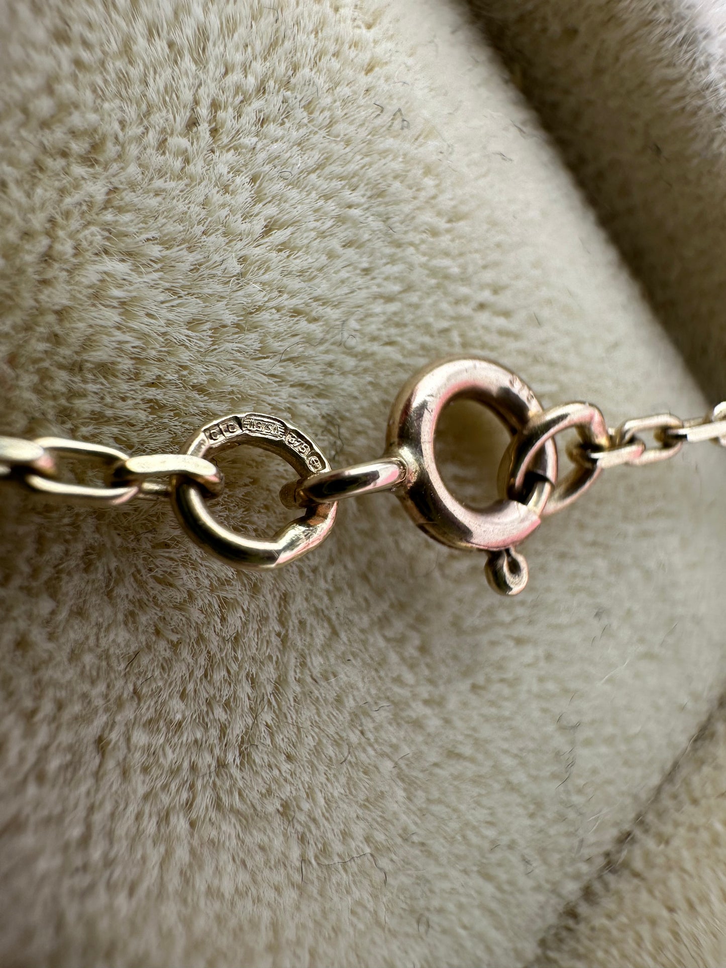 9ct Gold Mini Biker chain