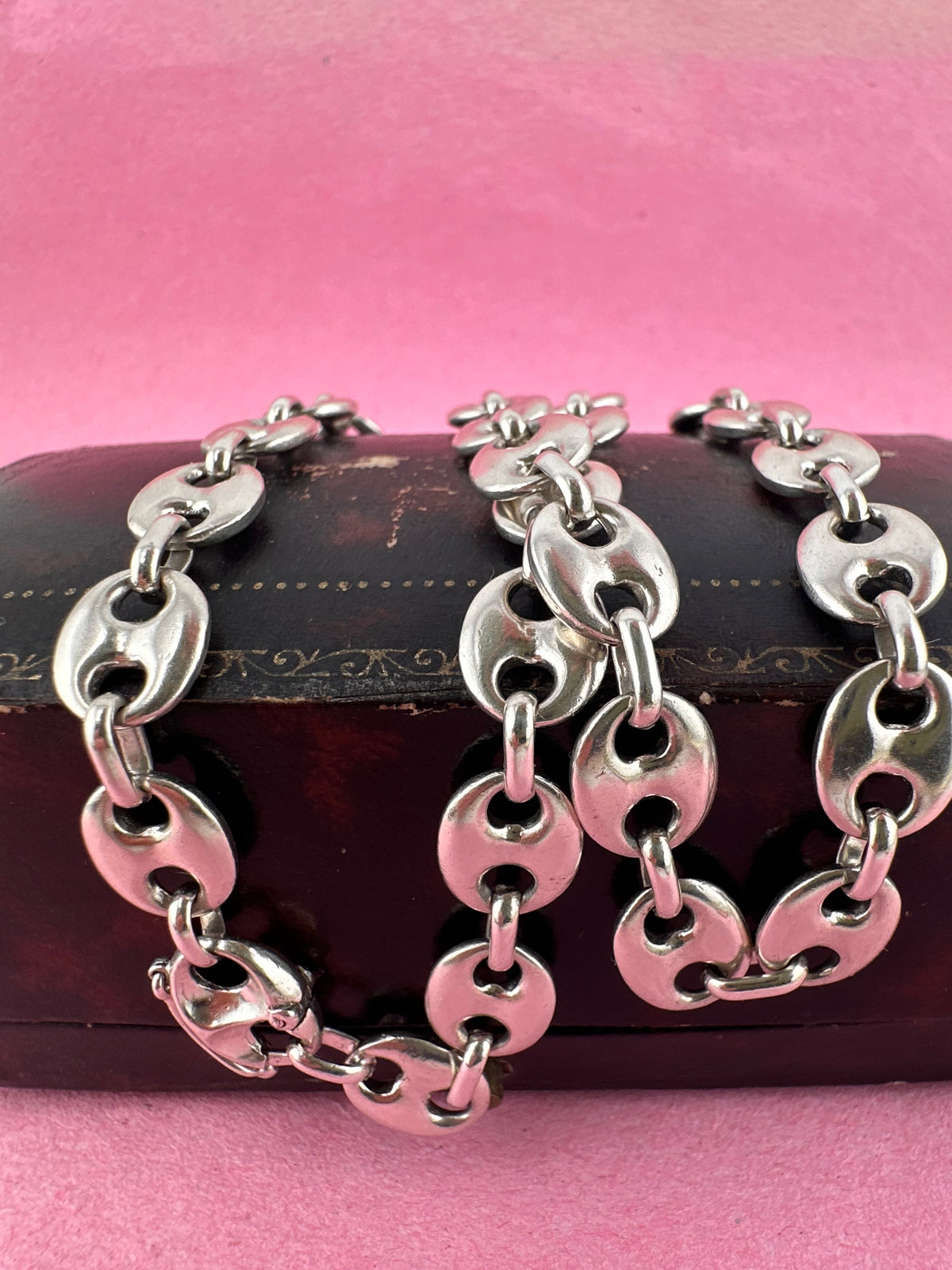 Sterling Silver Mariner chain with concealed clasp.