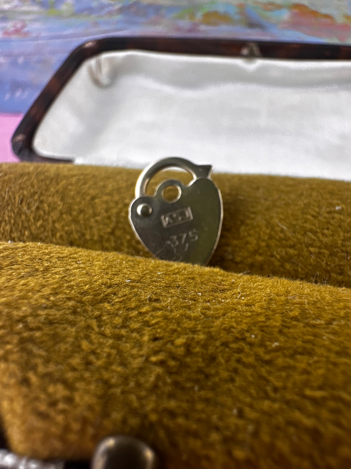 Vintage 9ct gold mini heart padlock